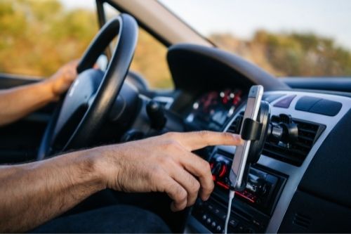 The 5 Most Common Distractions While Driving
