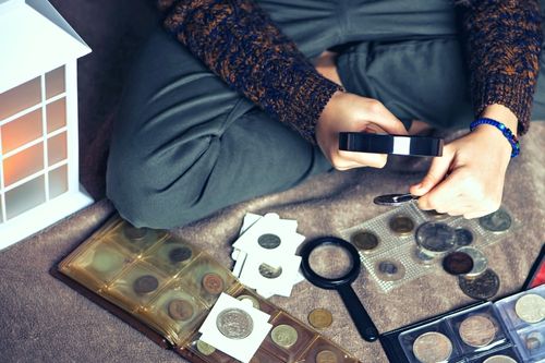 Does Homeowners Insurance Cover Collectibles? Does Homeowners Insurance Cover Collectibles?