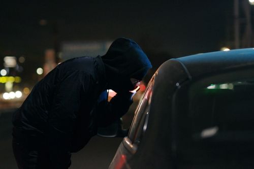 5 Ways To Protect Your Car From Burglary