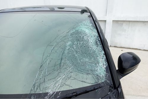 What To Do If You Have a Cracked Windshield